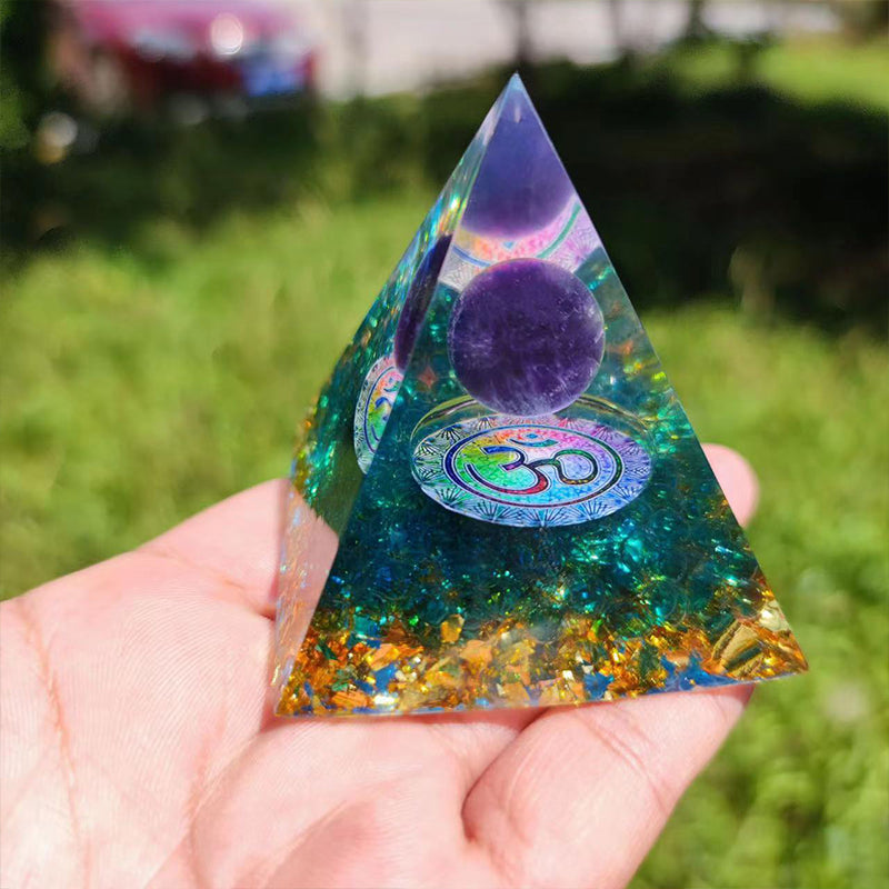 Resin gemstone chip pyramid