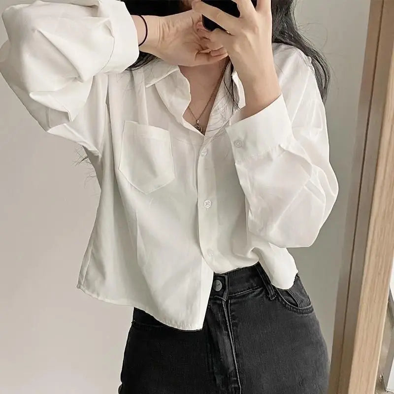 Relaxed fit blouse styled