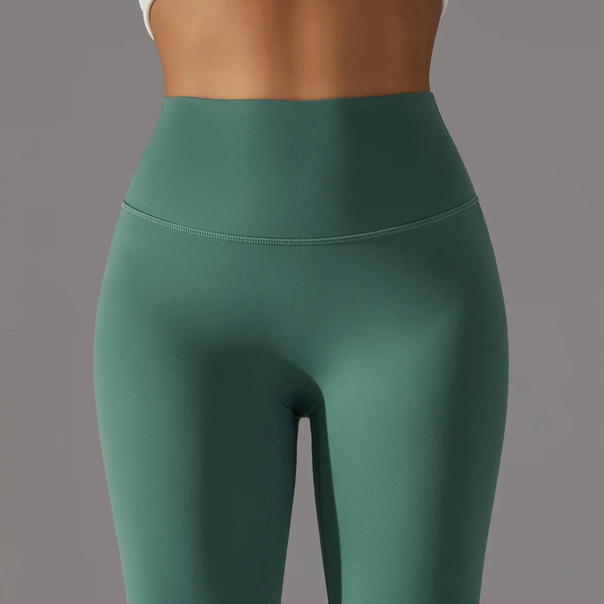 Yoga leggings high waistband detail