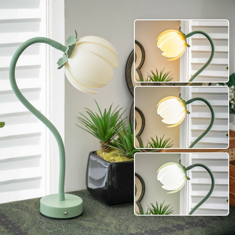 Wireless Charging Bedside Lamp – view 3