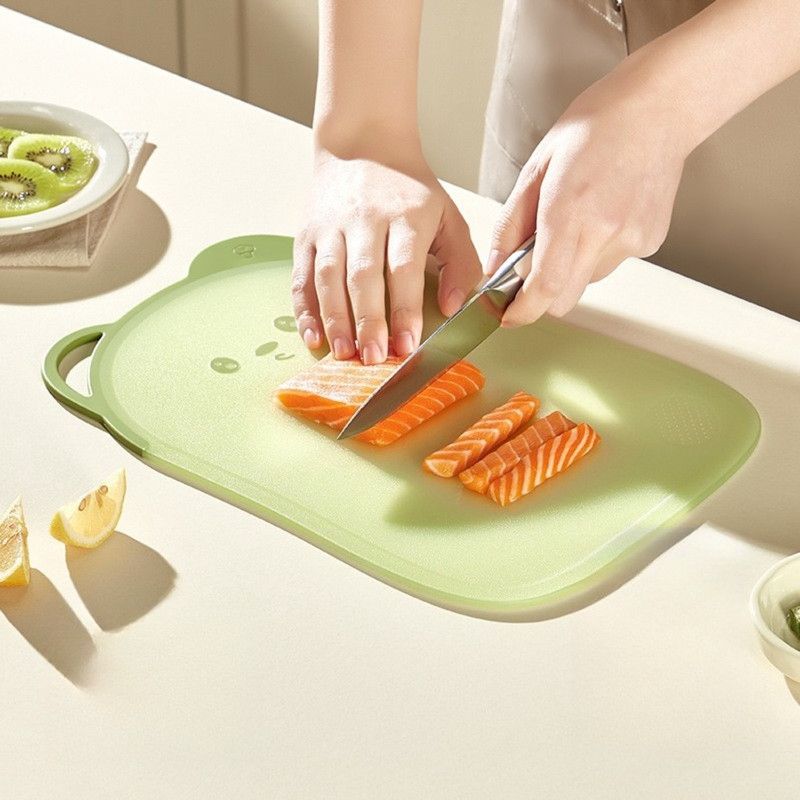 Double-Sided Bear Cutting Board – view 3